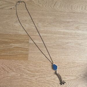 Elegant Blue Pendant Necklace